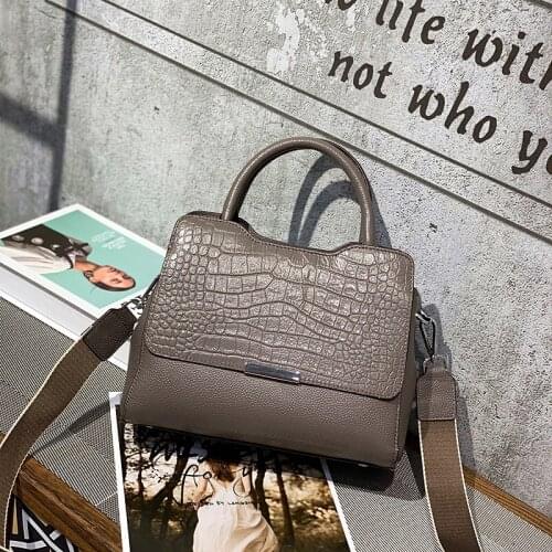 Fashion Leather Womens Bag 2020 New Crocodile Design Handbag Womens Atmospheric One Shoulder Messenger Bag