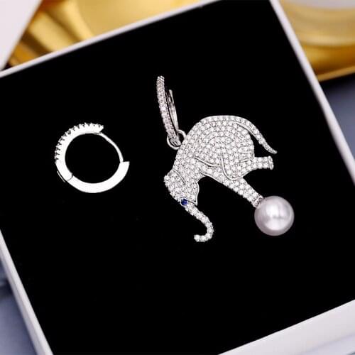 SWOUR New Fashion Jewelry Zirconia Elephant Pearl Design Mismatched Small Circle Round Huggie Earrings Femme Top Quality S643
