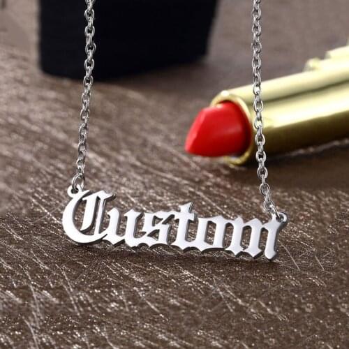 DODOAI Old English /Custom Necklaces Personalized Name Necklaces Jewelry Personality Letter Choker Necklaces with Name for Women