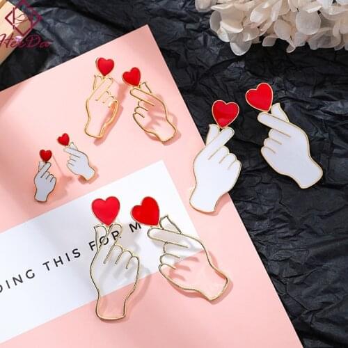 Heeda Japan Korean Cute Hand Red Hart Stud Earrings Graceful Joker Fashion Trend Ear Nail Personality Street Bar Girls Jewelry
