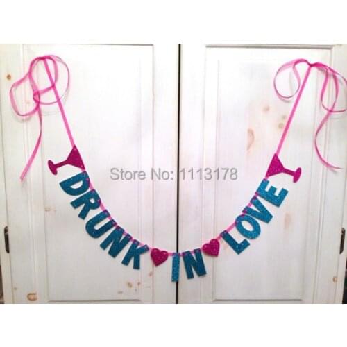 Cheap Drunk In Love Glitter Banner / Bachelorette Party Decoration / Girls Night Decoration / Photo Prop garland