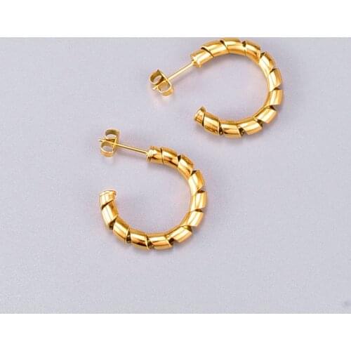 Unusual Fashion Circle Earrings Stainless Steel Tube Twisted Hoop Earrings Gold Color C Shape Exaggerate Women Jewelry ins 2020