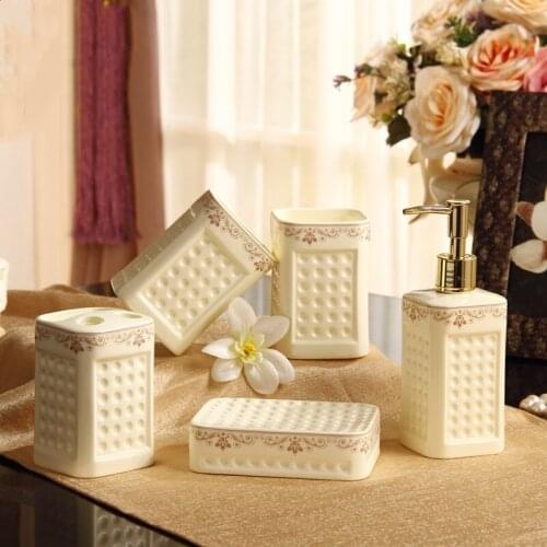 5PCS Bathroom Kit Ceramic Relief Bathroom Wash Set Bathroom Toothbrush Mug Set Toothbrush Holder Accessories Set Soap Dispenser