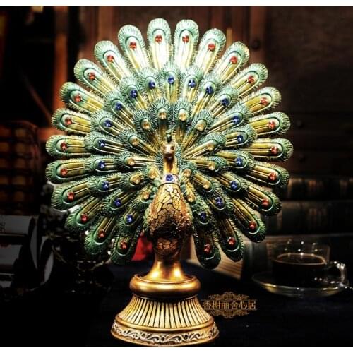 Peacock flaunting its tail marriage room Home Furnishing decoration wedding gifts lovers gift Resin statue figure crafts
