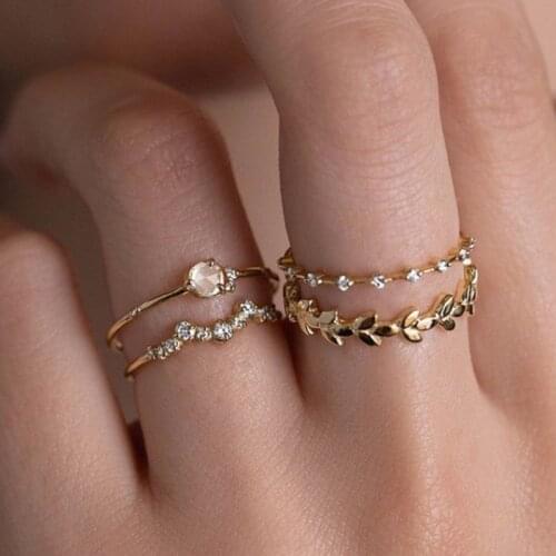 UILZ 4 Pcs/Set Lovely Romantic Zircon Flower Rings Female Luxury Engagement Party Ring Set Trendy Jewelry CRL1763