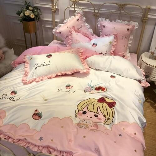 Small fresh cotton four-piece set 100 cotton skin princess wind girl heart cute cartoon spring and autumn bedding