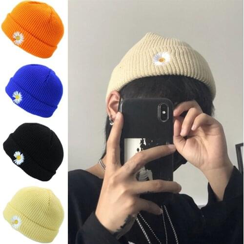 2021 New Knitted Hats for Women Skullcap Men Beanie Hat Daisy Embroidery Winter Retro Brimless Baggy Melon Cap Hat