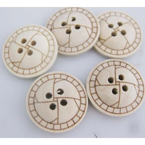 WBNVWW 150pcs/lot Engraved Round wood Buttons 20mm and 15mm 4 holes sewing accessories
