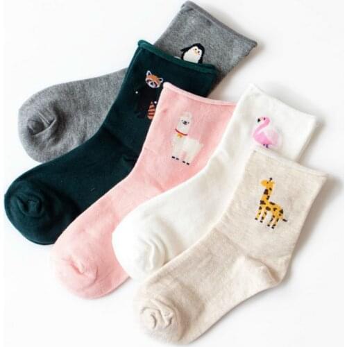 New Cartoon Kawaii Animals Flamingo Penguin Sheep Raccoon Giraffe Funny Harajuku Women Casual Hip Hop Cotton Socks Autumn Winter