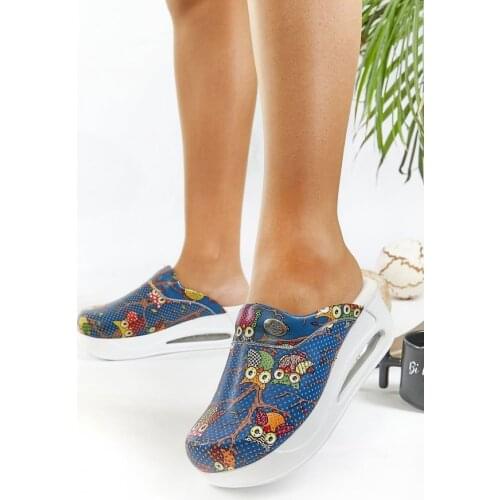 2021 Orthopedic Slippers New Women Comfortable Comfort Nurse Doctor Hospital Soft Sandals Cook Work Quality Medical Slides Shoes