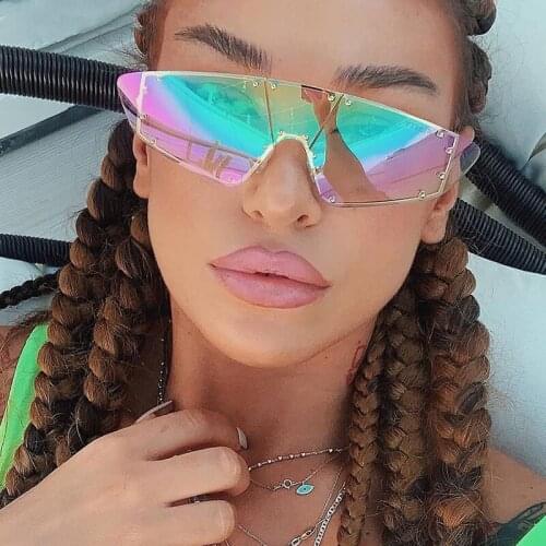2020 new Fashion Eye protection Sunglasses Women Irregular Mirror Pink Lens Rivet glasses Vintage Sunglass For Women Men UV400