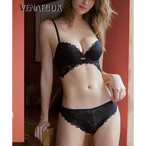 2020 New Young Girl Embroider Lingerie Set Lace White Bra A B C Cup Thick Cotton Brassiere Women Bra Set Push-up Sexy Underwear