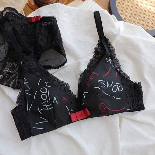 Wriufred Random letters graffiti lingerie with panties set thin underwear womens non-wireless comfortable bra set bow cute bras
