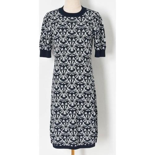 2021 Autumn Sweater Dress Woman Jacquard Knitted Bodycon Dress Ladies O-neck Half Straight Midi Dress Vestido De Mujer