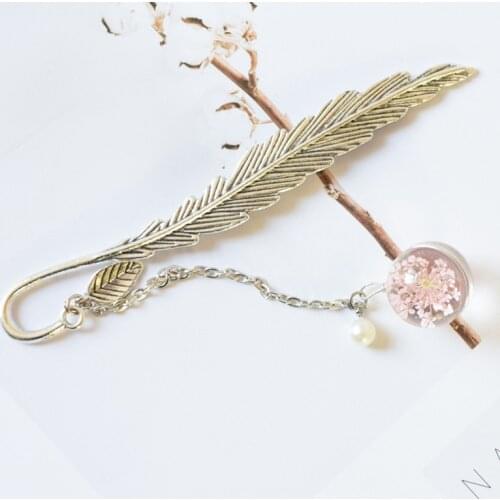 Dried Flower Specimen Bookmark Vintage Feather Metal Book Clip Hanging Beautiful Bookmark for Book Tassel School Supplies Gifts