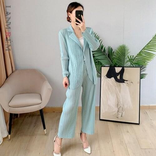 LANMREM Pleated Suit 2021 Autumn New Fashion Straight Loose Pants +long Sleeve Lapel Coat Top Two-piece Set For Female 2C2199