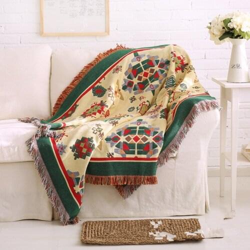 Retro blanket European-style Sofa / Bed / Aircraft Travel blanket non-slip cloth sofa cushion outdoor picnic mat ethnic carpet