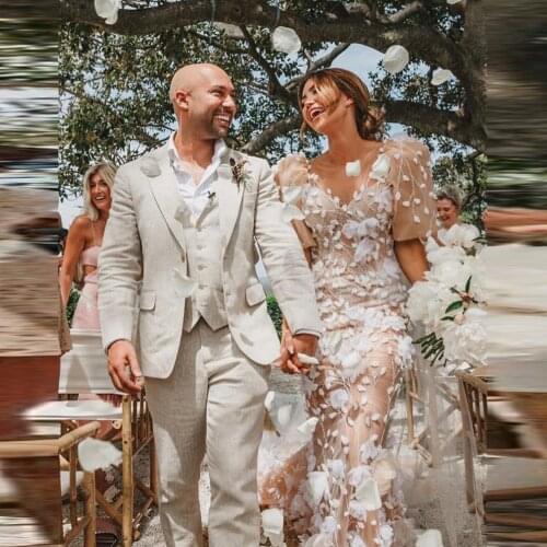 Luxury Flowers Wedding Gowns Mermaid V Neck Puffy Short Sleeves Plus Size Backless Lace Dubai Wedding Dresses 2021