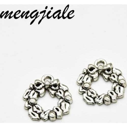 25Pcs Antique Silver Tone Christmas wreath charms for Jewelry Accessories Making 17*15mm