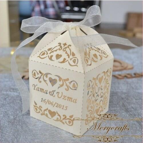 Sweet love vine favor boxes with custom names ivory & red personalised wedding favor boxes laser cut