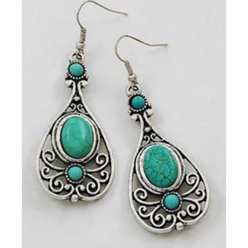 Vintage Green Stone Dangle Earrings For Women Bohemian Ethnic Hollow Carved Pattern Earrings For Women Elegant Wedding Jewelry