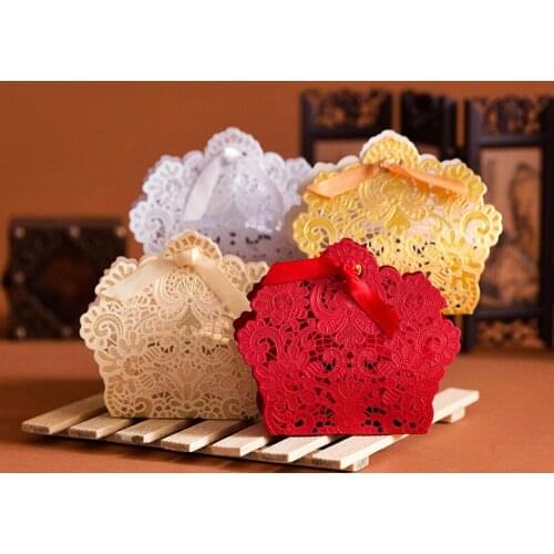 50pc Gold/White Laser Cut Wedding Favor Boxes Wedding Candy Box 2020 Party Wedding Favors And Gifts Box For Guest boite a dragee