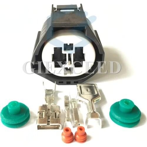 4 Pin 7283-8497-90 Female Waterproof Connector Electric Fan Socket Plug For Ford Focus Volvo Land Rover