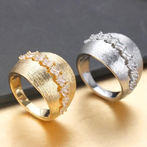 Bride Talk Engagement Wedding Crystal Shiny Rings For Women Gift Luxury Rings Paved Zirconia Brass Jewelry Accessories