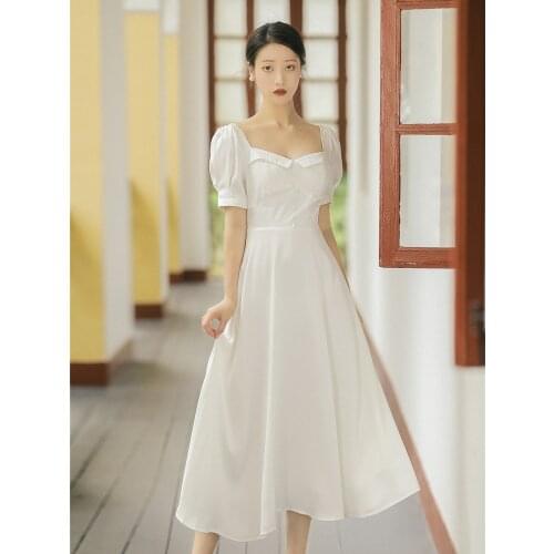 Summer New Womens Clothing Ins French Retro Girl Young White Party Long Dress Slim Slimming Bohemia Travel Holiday Dress