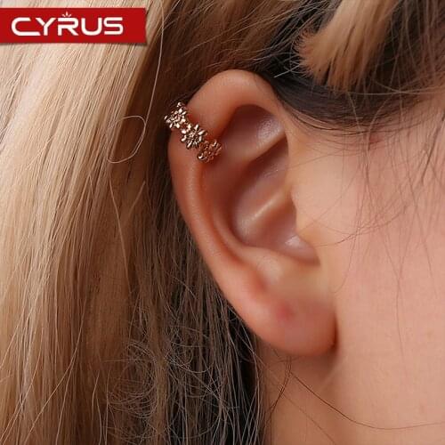 Tiny Daisy Flower Curved Ear Clip For Women Simple Multicolor U-shaped Clip On Earrings Nausznice Without Piercing Boho Jewelry