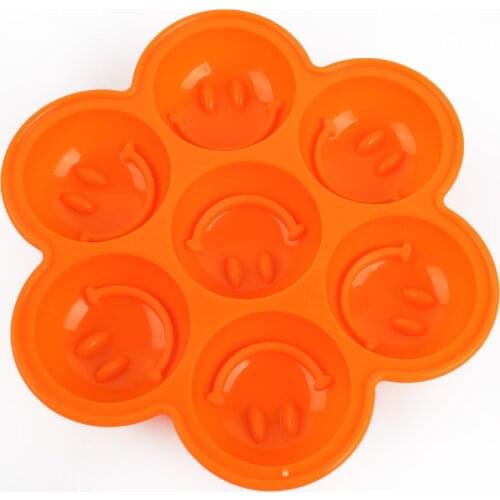 1PC 7 Grips Baking Tools Silicone Cake Mold Pudding Handmade Soap Mold Smile Face Ice Cream Chocolate Mold Random Color LB 365