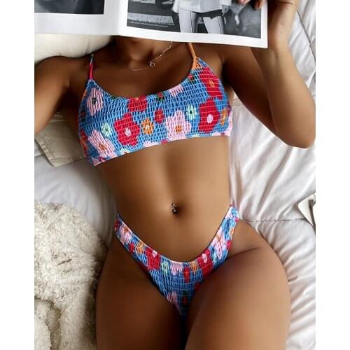 VINIKNIKA High Swimwear