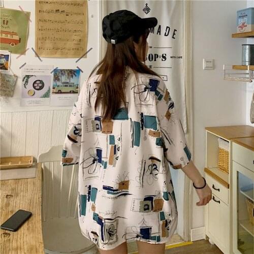 2021 New Summer Womens Short Sleeve Shirts Korean Loose Design Niche Blouse Half-sleeved Shirt Oversized Harajuku Woman Tshirts