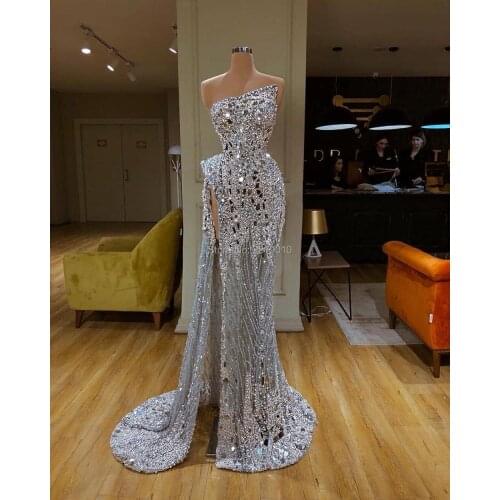 Elegant Strapless Mermaid Evening Dress Sleeveless Floor-Length Slit Beaded Sequined Prom Dress Middle East Saudi Arabia Formal