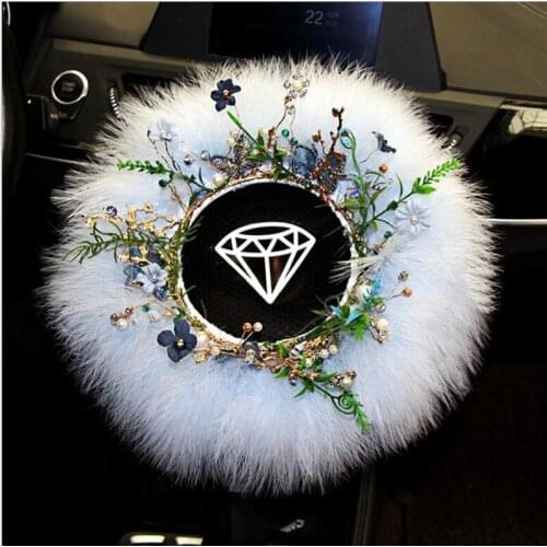 2121 New Arrival Car Center Console Fresh Garland Pearl Non-slip Mat Car Interior Decoration Storage Mat Car Interior Accessorie