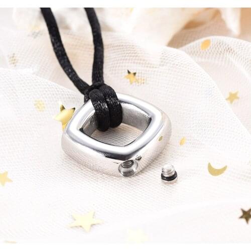 X008 Screw & hole Design Human/ Animal Cremation Jewelry Funeral Urn Casket Stainless Steel Cremation Necklace