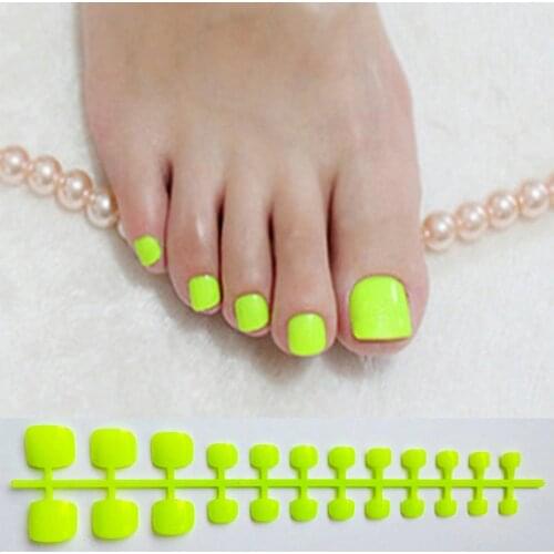 Bright Green Acrylic Fake Toe Nails Square Press On Nails For Girls Articficial Candy Macaron Color False Toenails For Girls
