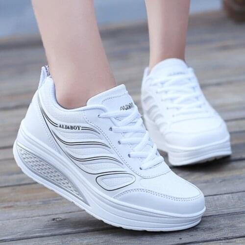 Height Increasing 5CM Women Shoes White Platform Wedge Sneakers Ladies Thice Sole Shoes Swing Toning Shoes Woman Fitness Shoes