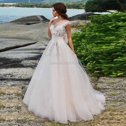 Pink Beach Wedding Dresses Scoop Cap Sleeves Lace Appliques Bridal Wedding Gowns Button Illusion Court Train Vestido De Noiva