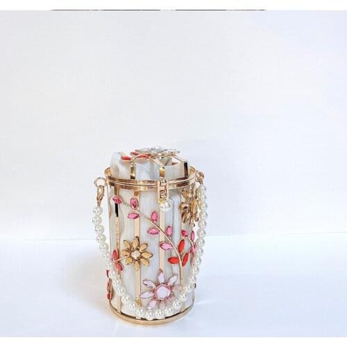 Charming Stylish Heart Shaped Mini Clutch Crystal Rhinestone Evening Purse For Women Ladies Handmade Diamond Clutches For Party