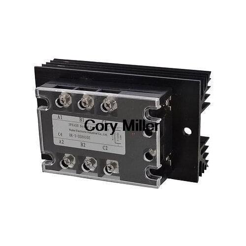 DC 5-32V to AC 380V 10A Three Phase SSR Solid State Relay w Black Heat Sink