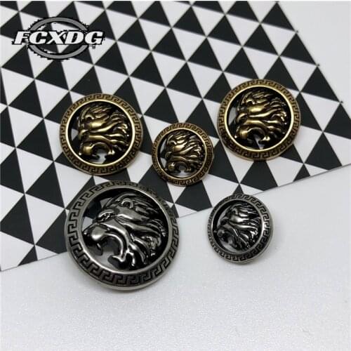 Classic Lion Head Design Retro Clothes Buttons Fashion Round Metal Coat Jacket Buttons Sewing Accessories Buttons for Clothing