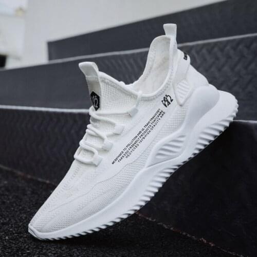 Spring Summer Fashion White Men Sneakers Mesh Breathable Men Lightweight Vulcanize Shoes Black Causal Walking Man Tennis Shoe