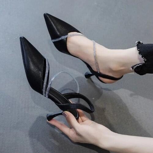 Designer Shoes Women Luxury Rhinestone Glitter Pumps 2021 New Pointed Toe Strappy High Heels Sandals Party Stiletto Kitten Heels