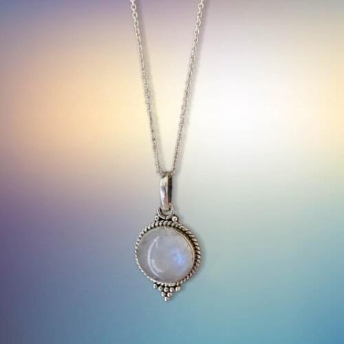 New Design Hot Sale Teardrop Semi-precious Moonstone Pendant Necklace For Women Zircon Silver Color Fashion Jewelry