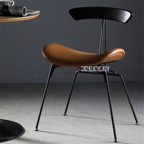 Industrial Style Dining Chair Iron Leg Leisure Ant Chair Vintage Easy Chair Simple Negotiation Chair Leather Casual Chair