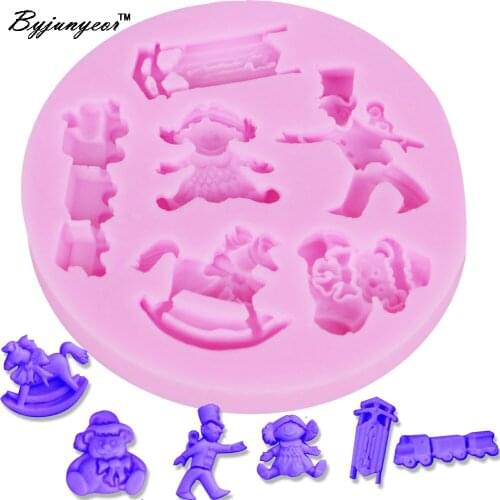 Byjunyeor M009 Trojan & police UV Resin Silicone Mold Fondant Chocolate Candy Lollipop Crystal Epoxy Soft Clay Bake Tools