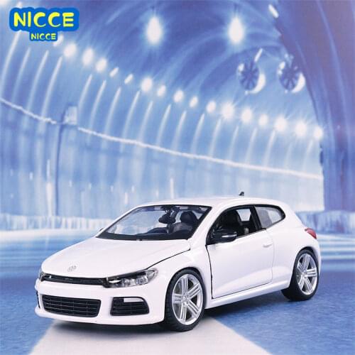 Bburago 1:24 Volkswagen Scirocco R Black simulation alloy car model Collect gifts toy