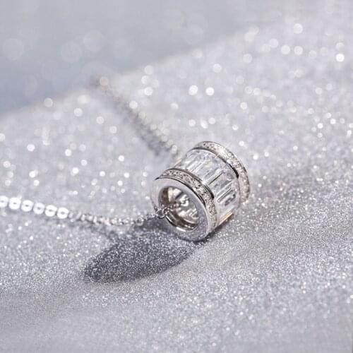 Temperament Cylinder Rhinestone Pendant Korean 925 Sterling Silver Personality Fashion Female Jewelry Necklace SNE018