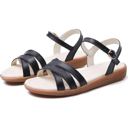 Woman Slip Resistance Bottom Ladies Roman Shoes Slides Slippers White Black Women Leather Sandals Simple Strap Sandals Shoes